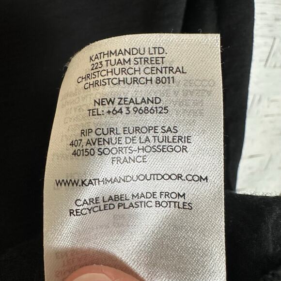 Kathmandu men’s T-Shirt Black 100% marina wall base layer cozycore Gorpcore ￼ - Picture 6 of 9